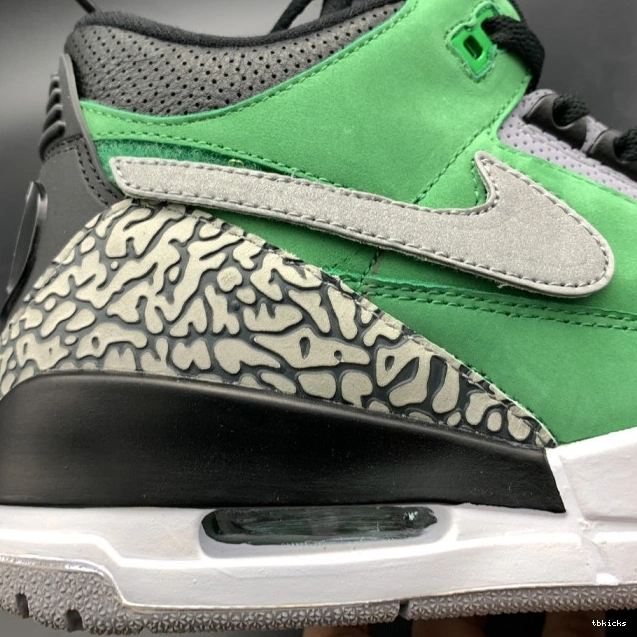 Cheap TBK Retro PE Air Jordan shoes Oregon AJ3 Tinker 3 867493 Ducks 0812